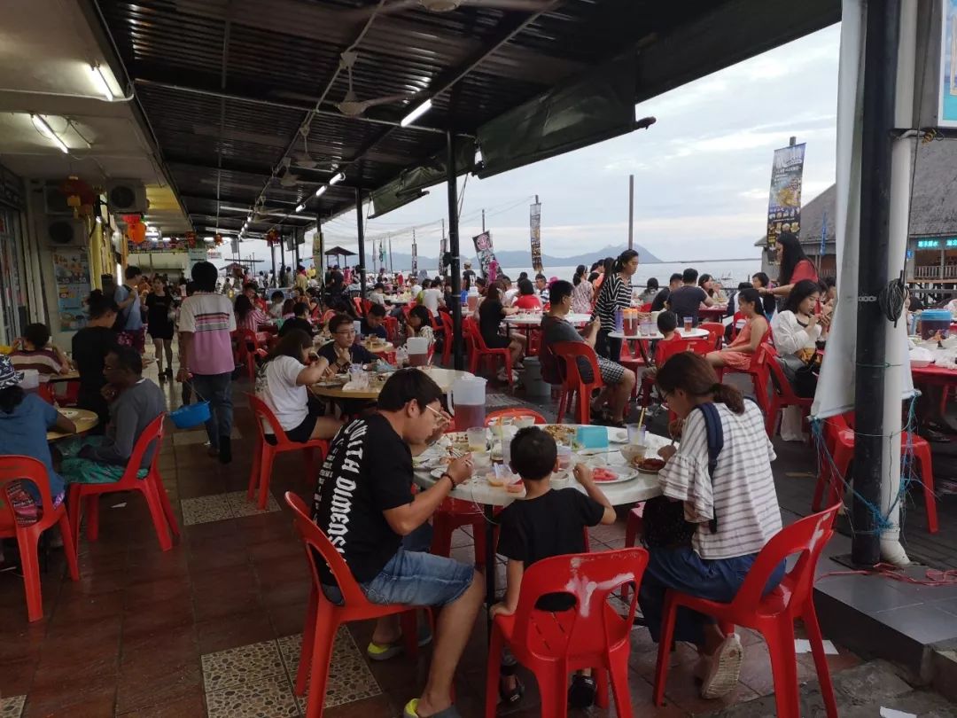 刚刚登上热搜的海上天堂，用马代1/5的钱就能玩到嗨，端午往返机票才1k+！