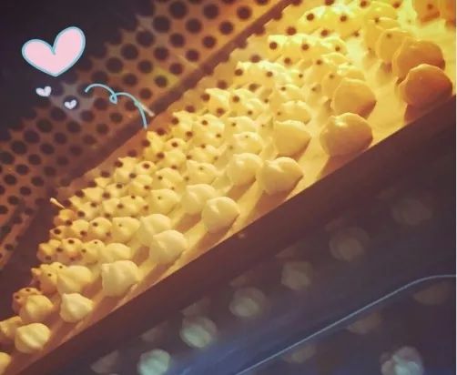 今天，我们“入侵”了中化妈妈们的朋友圈……