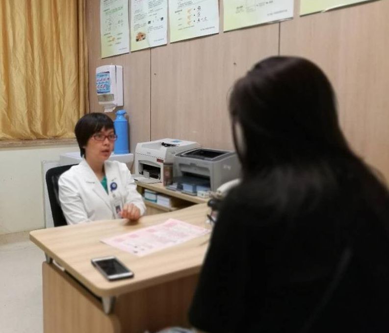 癌症晚期瘦到50斤奇迹复活,女子暴瘦44斤想饿死肿瘤