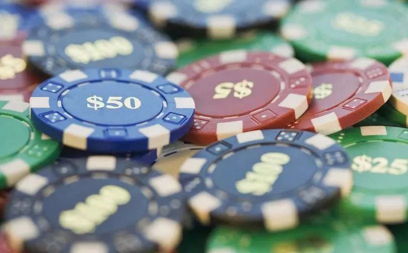 【警示】从“赌海”开始，一步步走进“毒海”，她就这样毁了自己……