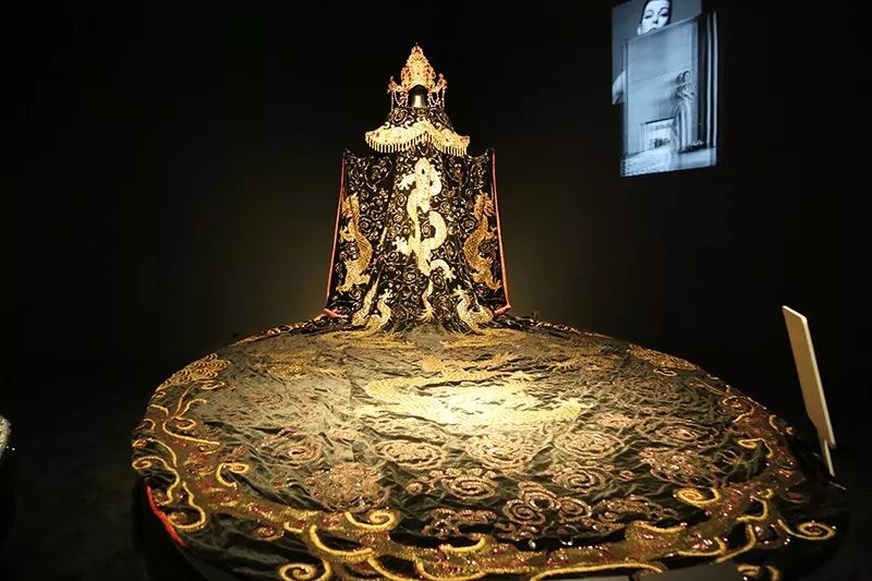 灵蛇系宝格丽,一条蛇宝格丽