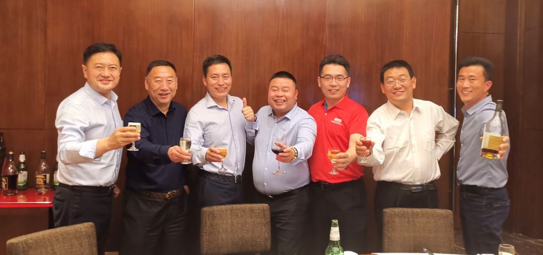 《全球视野》参访团走进顺泰植保参观学习！