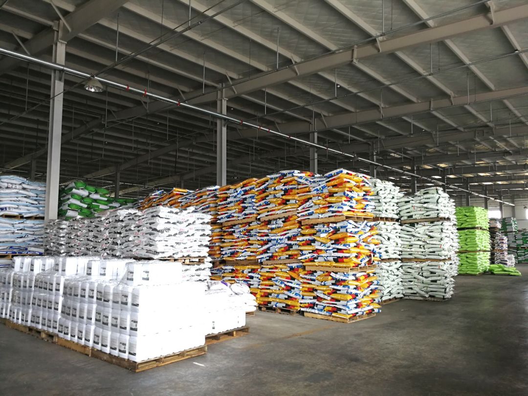 《全球视野》参访团走进顺泰植保参观学习！