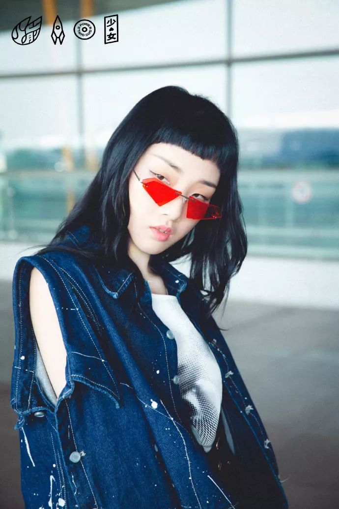 花钱减压|戴上太阳镜就能更阳光，不信请看宋茜和春春的脸！