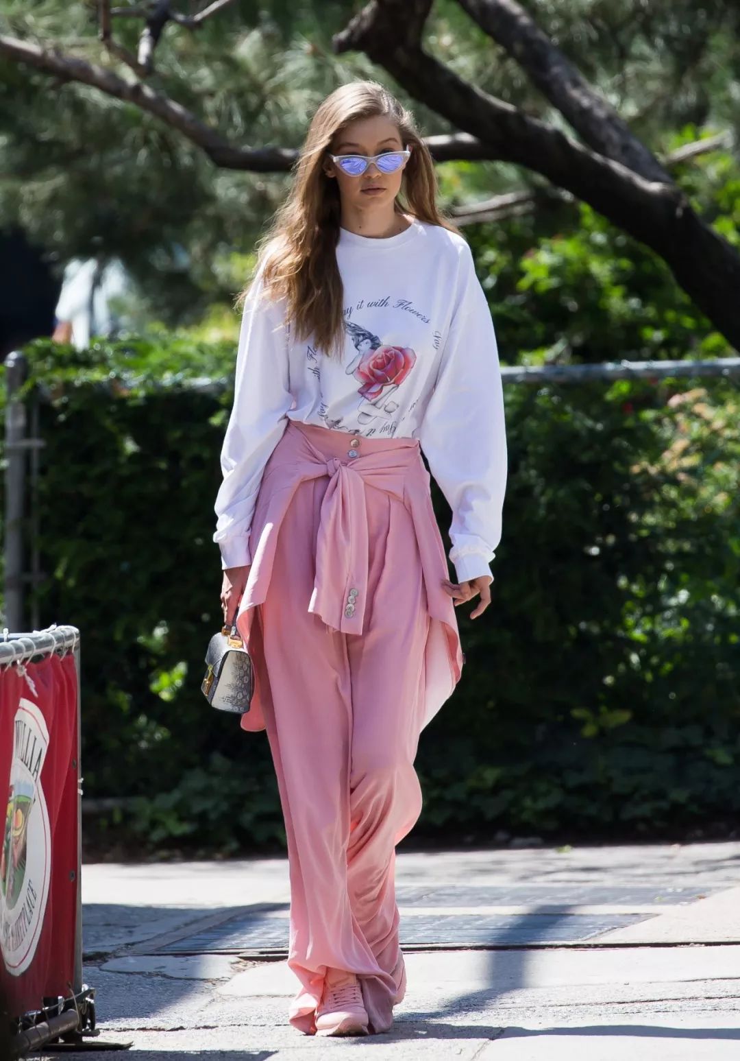 花钱减压|戴上太阳镜就能更阳光，不信请看宋茜和春春的脸！