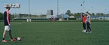 足球基本功训练控球教学慢动作,新手必会的足球五个过人技巧