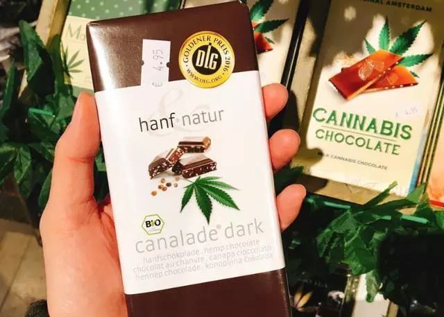 千万别吃这五种饼干有毒,提醒这种坚果不能吃千万留心