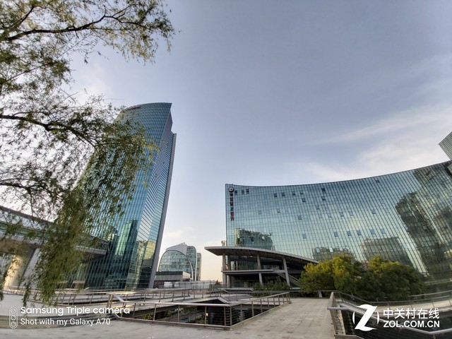 三星galaxya70s值得买吗,三星galaxya70s开箱测评