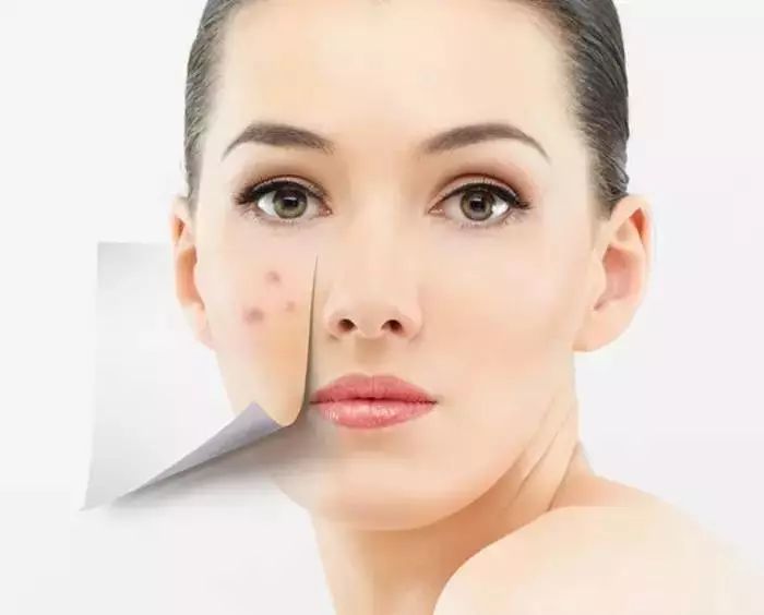 把花露水喷在身上的视频,把花露水喷在手机上