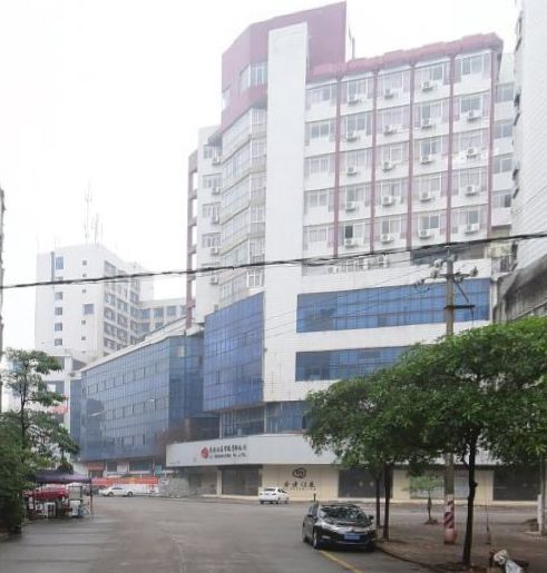 从百货商场到大型购物中心,玉林有哪些大的购物广场