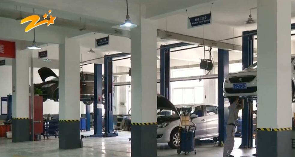 新车突然熄火4s店说不管怎么办,车子突然熄火断开电源又好了