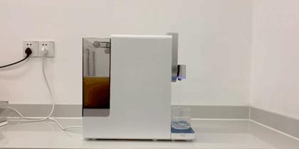 长期喝不烧开的自来水有什么危害,长期饮用纯净水不加热对人有害吗