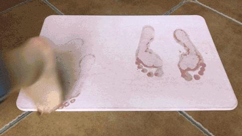 别在门口放“门垫”了？真脏！学学年轻人的做法，干净又实用