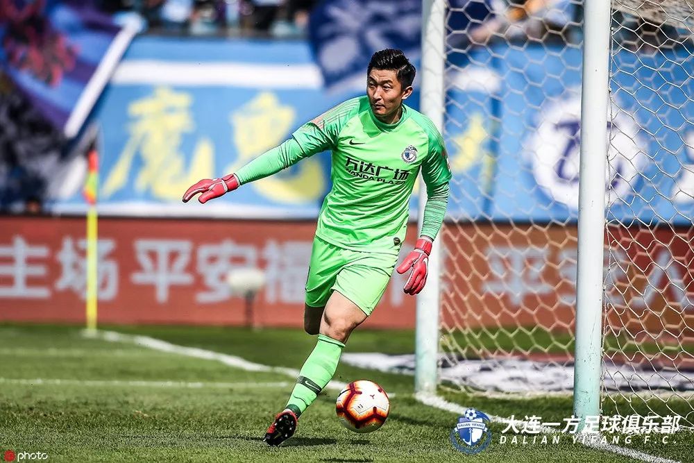 上海上港8比0大连一方集锦,穆谢奎绝杀上港