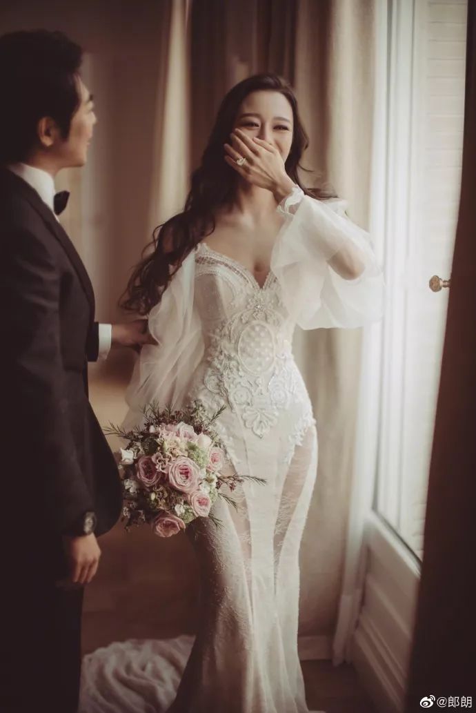 刘涛、沈月塑形私教：每天15分钟，教你轻松打造一双长白细直性感美腿