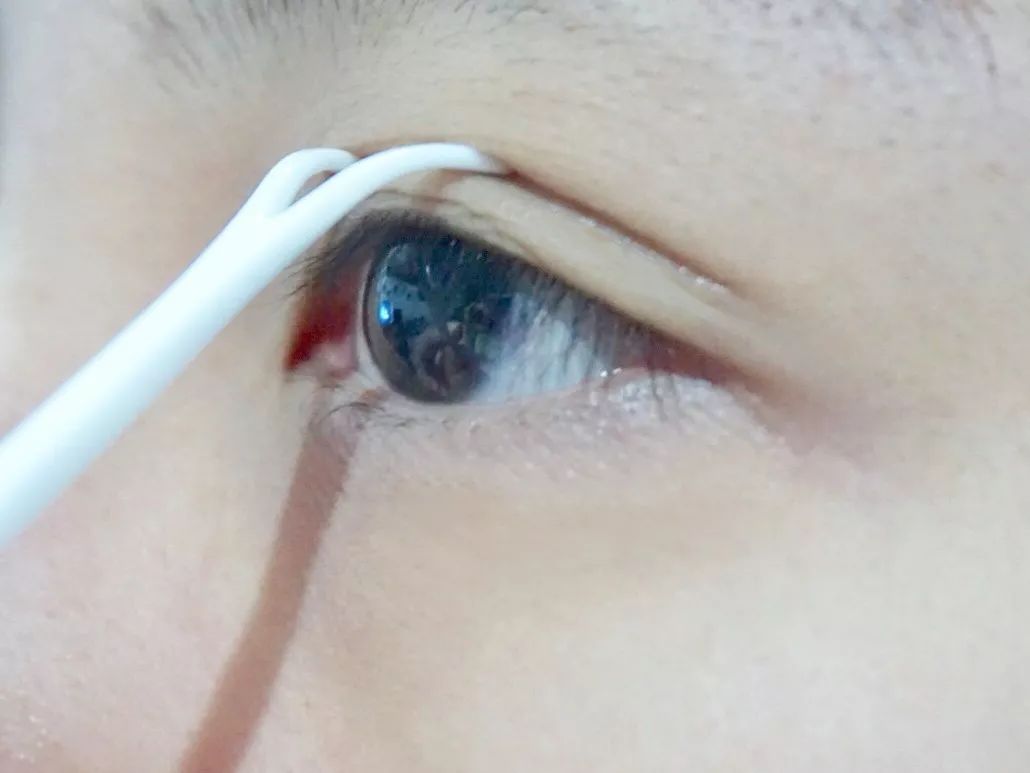 日本眼线笔kissme,日本ksmi眼线笔