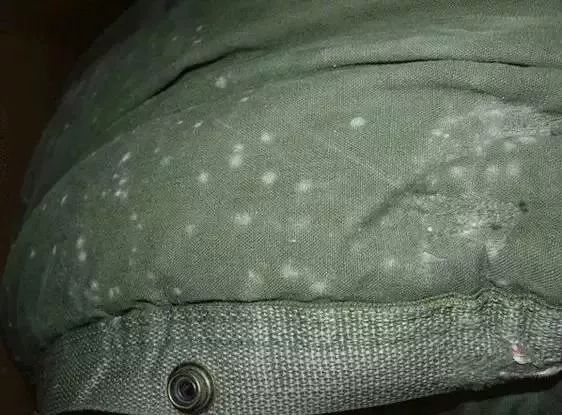 小白衣服脏了怎么洗,学会这招衣服多脏都能洗干净