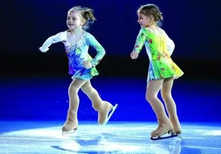 陪孩子做作业又气又笑,教孩子做作业气得心肌梗死