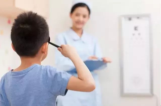 近视预防从幼儿抓起,近视孩子防控成功
