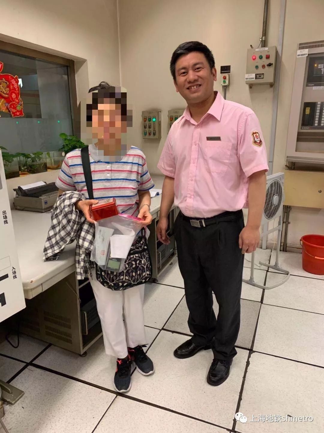 万元支票和儿童节礼物失而复得【新技能GET】遗失物品怎么办？这招管用！