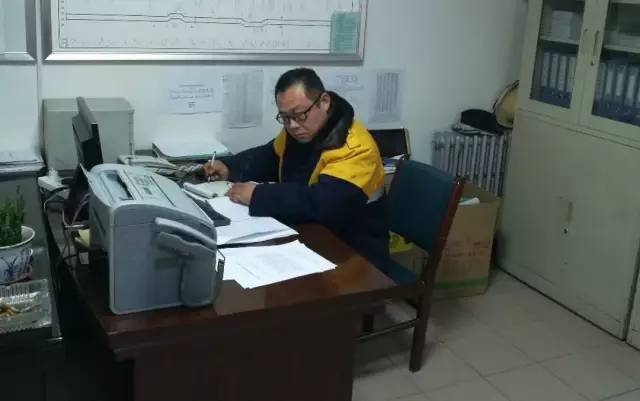 给高铁洗澡一共需要几步,给机车洗澡需要关注什么