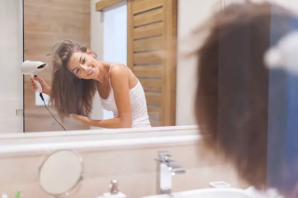 白发越长越多，可能是肝肾问题：6大坏习惯，你中招了吗？