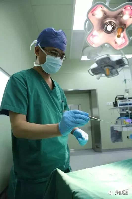 担心的事发生了！九江女子看牙时，钻针突然断掉，扎进面部后失踪了
