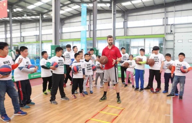 牵手中大，耐克运动营来日照啦
