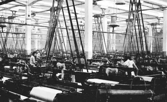 【上海解放70周年】解放前后中国*产党共**对上海纺织界的*战统**工作及其效果