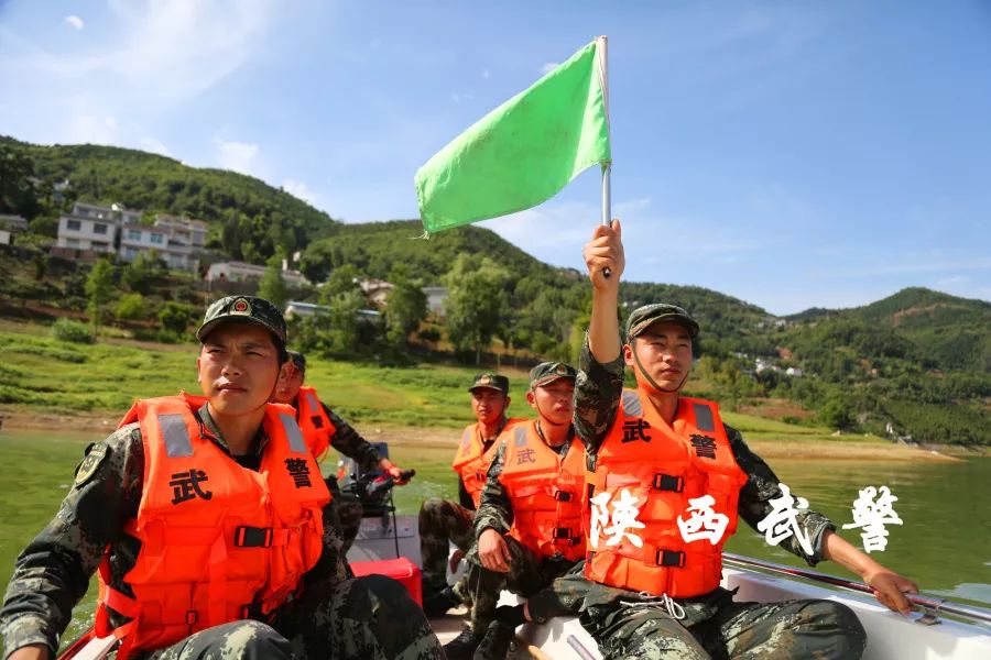 水上精兵训练方法视频,水上尖兵完整版