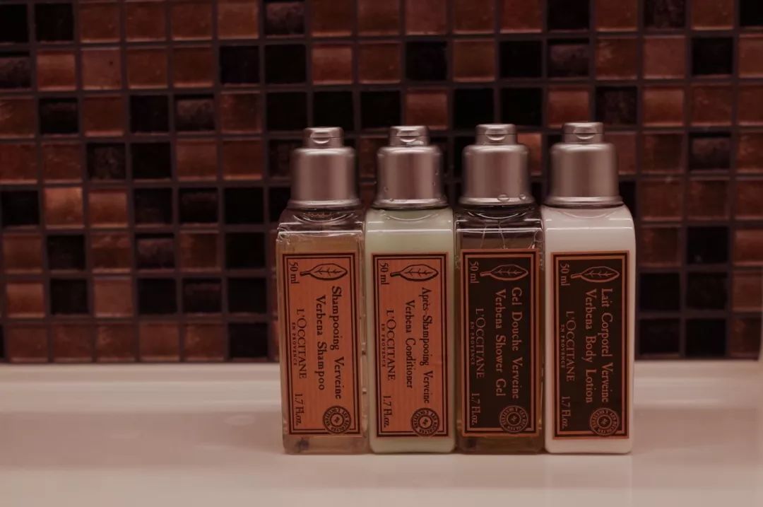 亚洲最大号游轮,亚洲最豪华游轮经过太平洋