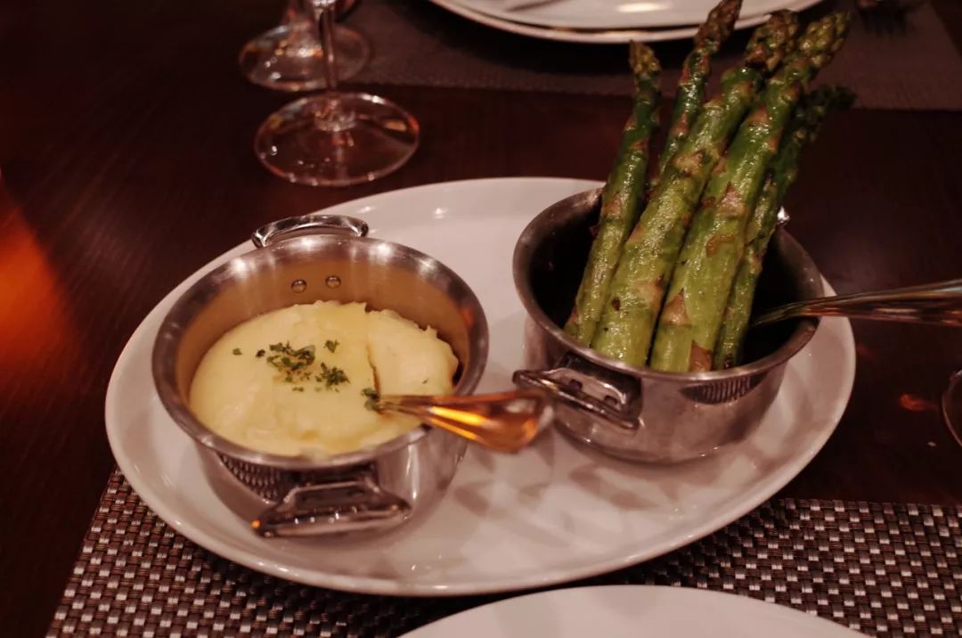 亚洲最大号游轮,亚洲最豪华游轮经过太平洋