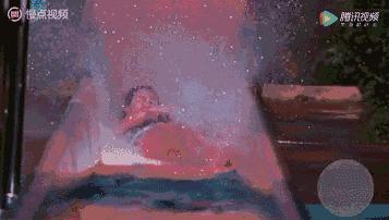 「长隆玩水季」￥84起畅玩长隆水上乐园，女士票/中高考生票/夜场票任你挑！还有电影主题智能民宿，轻松玩转长隆