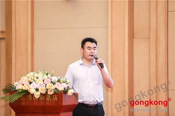 一天两场论坛，场场爆满，他们如何看这两个行业