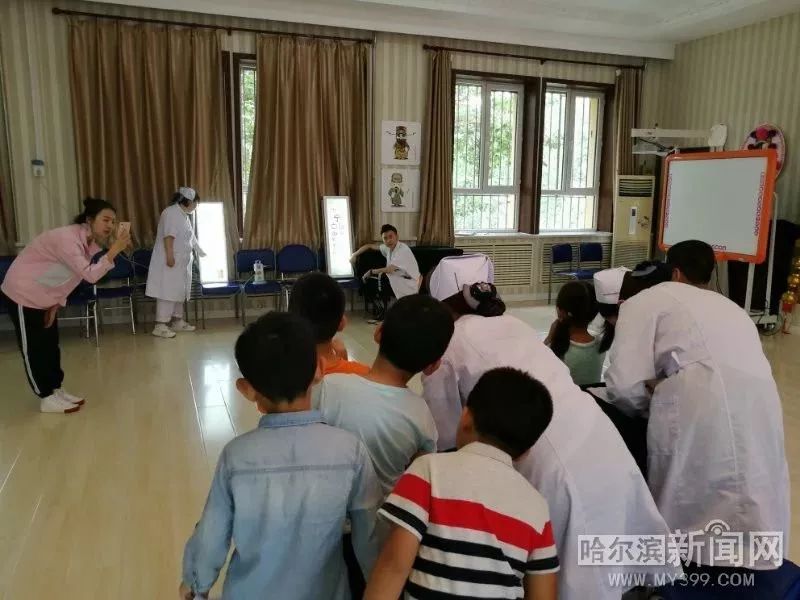 都是“补课”闹的！6岁的孩子近视600度｜正常孩子这个年龄段应该有200-300度远视