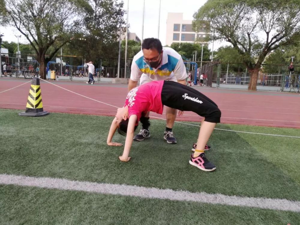 父亲节炫父舞蹈,父亲节炫父