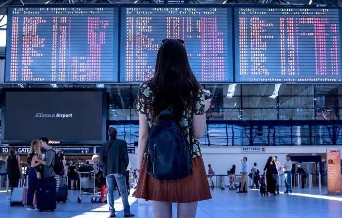 坐飞机安检小知识问答,坐飞机安检的流程和关注事项