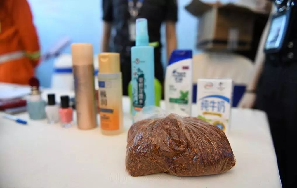 坐飞机安检小知识问答,坐飞机安检的流程和关注事项