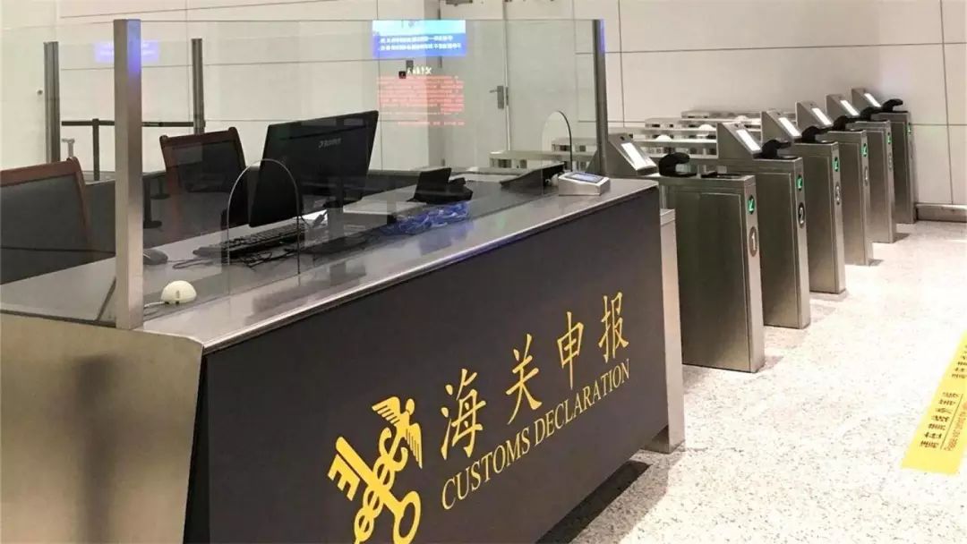 坐飞机安检小知识问答,坐飞机安检的流程和关注事项