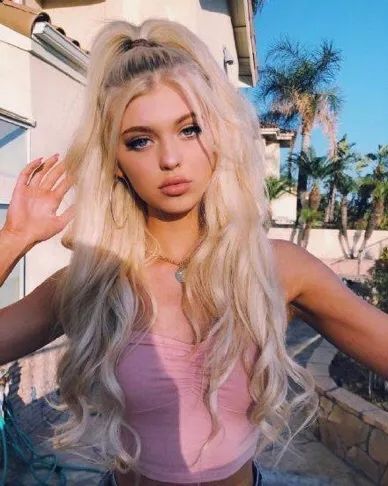 卡卡|欧美风大妞甜辣突袭～绝不退潮的糖果系穿搭攻略都在这