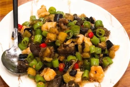 大连吃炒海参,吃在大连v