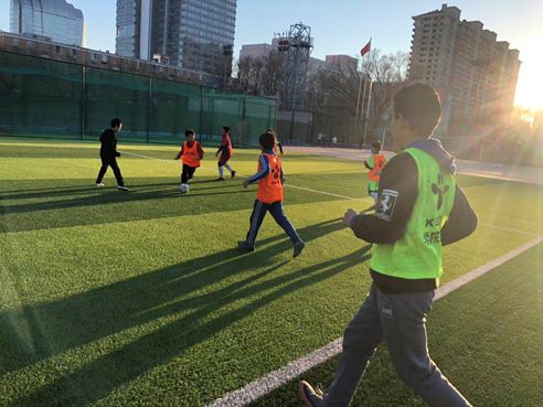 班班踢球，校校有队！校园足球，这个学区交上这样一份答卷！