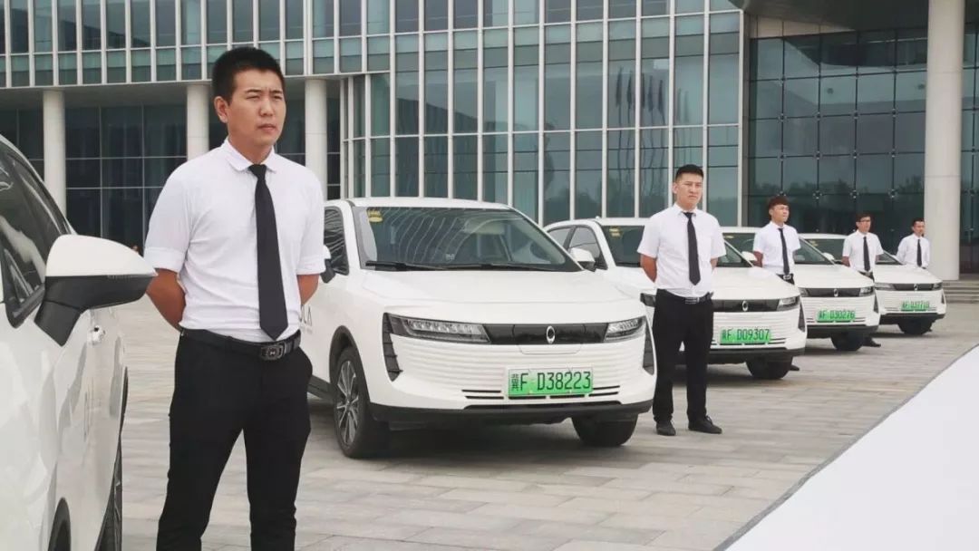 闀垮煄姹借溅澶ч噺鎷涗汉宸ヨ祫浣庡悧,闀垮煄姹借溅鍏徃鎷涗汉