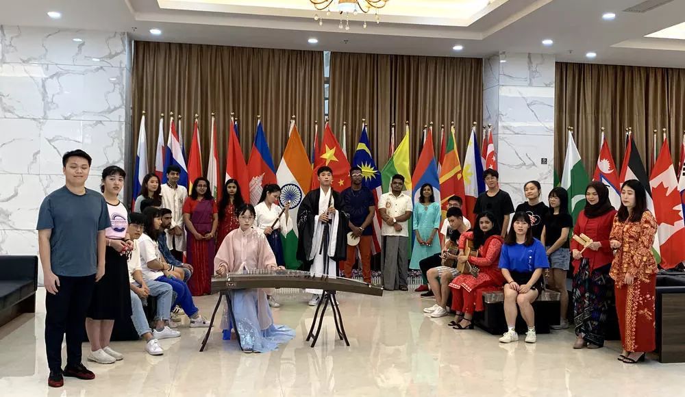 广西高考排名十万能进什么大学,广西高考排名12万可以去什么学校