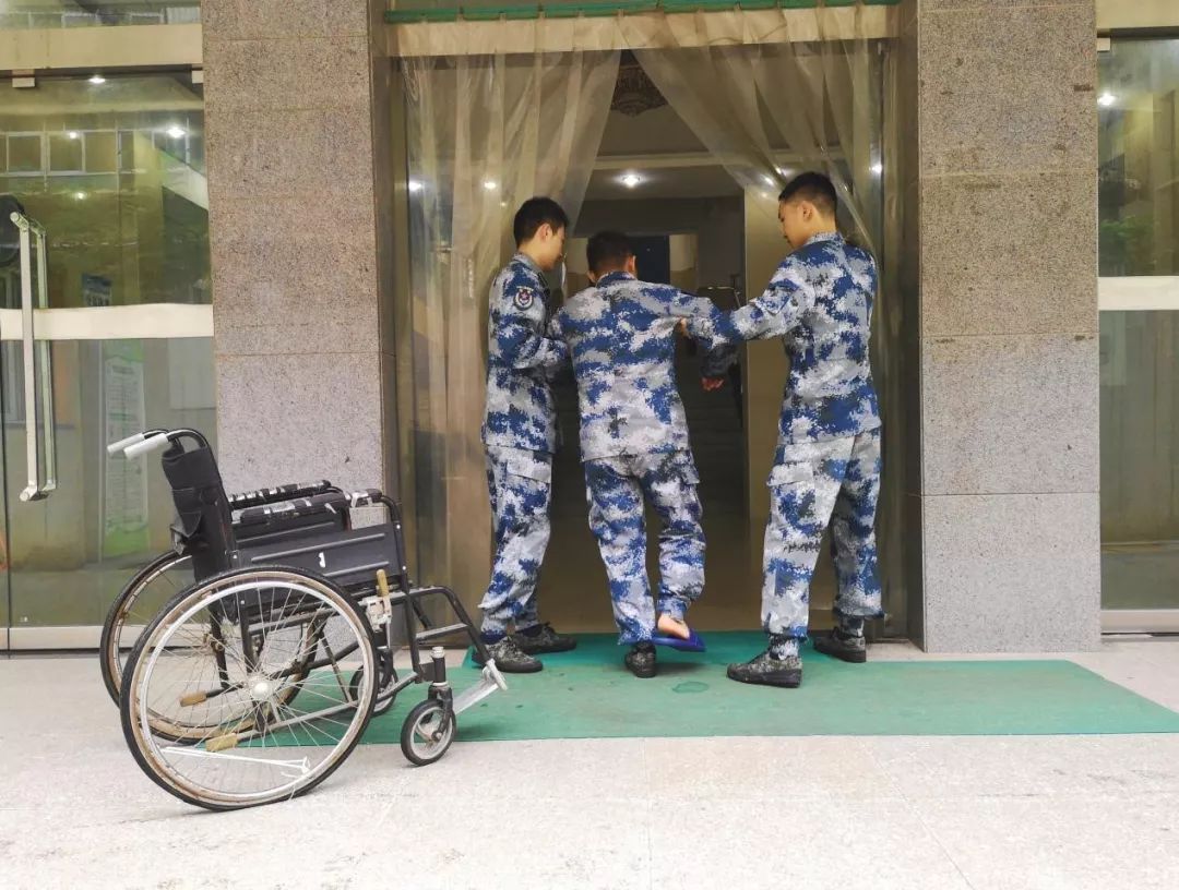 外科医生甲沟炎,甲沟炎医生推荐