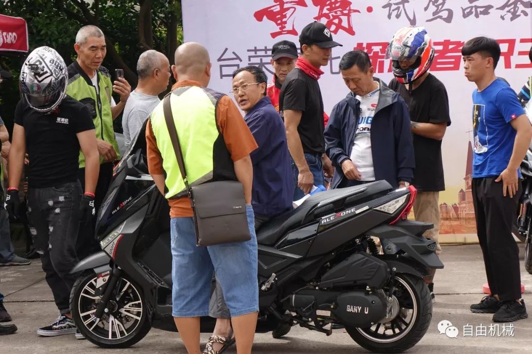 小小的山城,小小山城