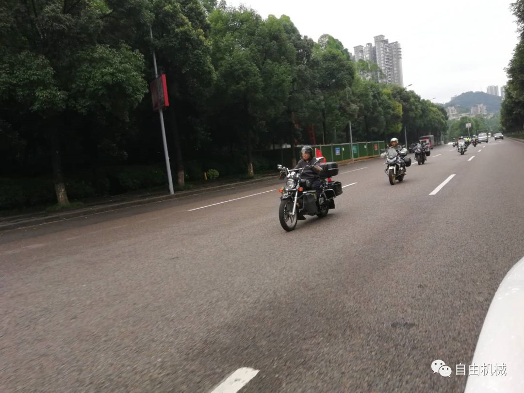 小小的山城,小小山城