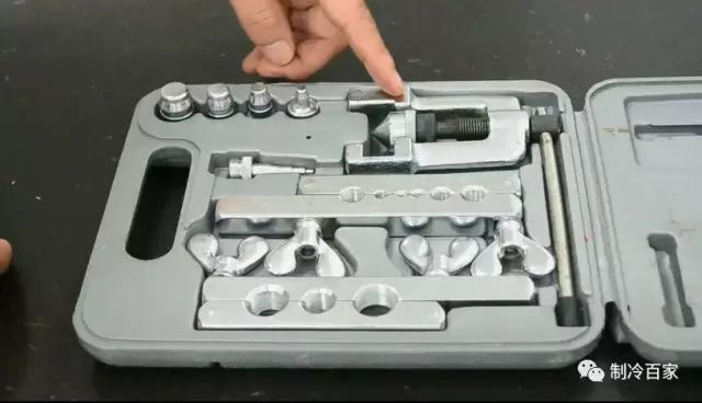 精密空调安装详细教程新手必看,三轮电动车专用空调安装教程