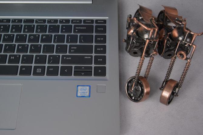 丑到极致的惠普战66二代,惠普战66和戴尔成就3400哪个好