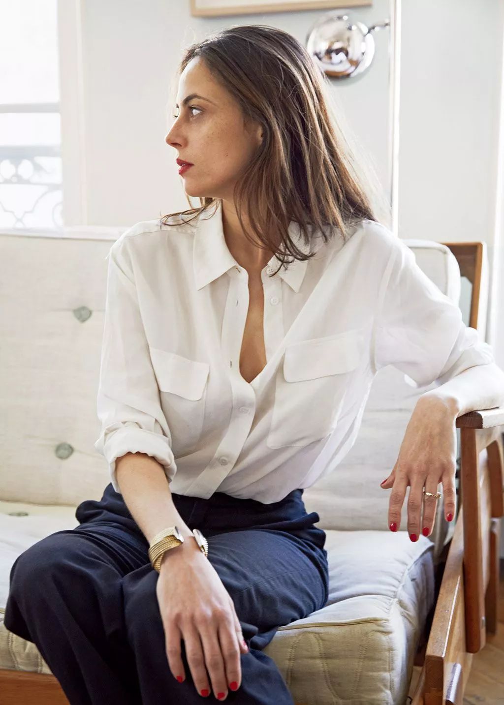 为什么白衬衫不能随便穿,为什么白衬衫是职业装